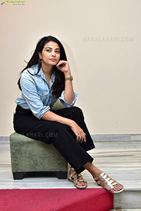 Kavya Shetty at Gurthunda Seethakalam Interview