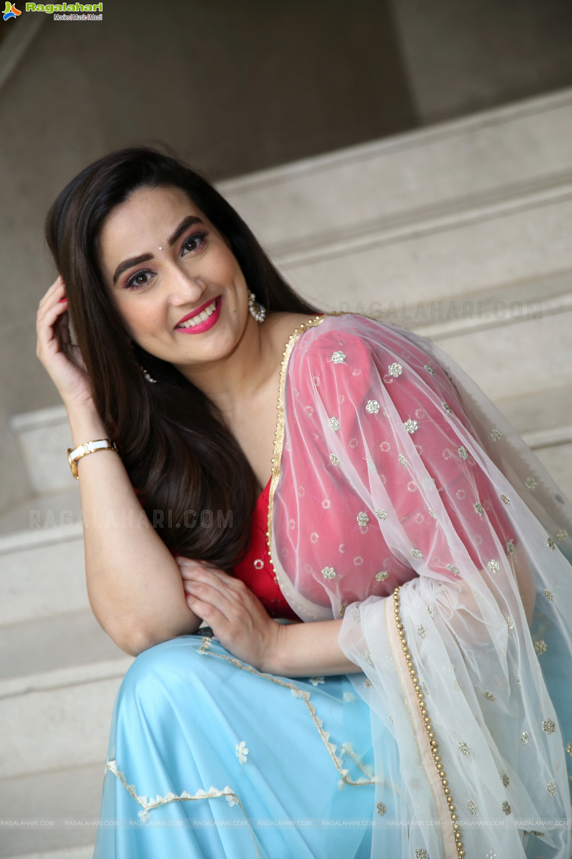 Anchor Manjusha at Latest Photoshoot, HD Photo Gallery