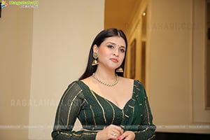 Mannara Chopra in Bottle Green Lehenga Choli