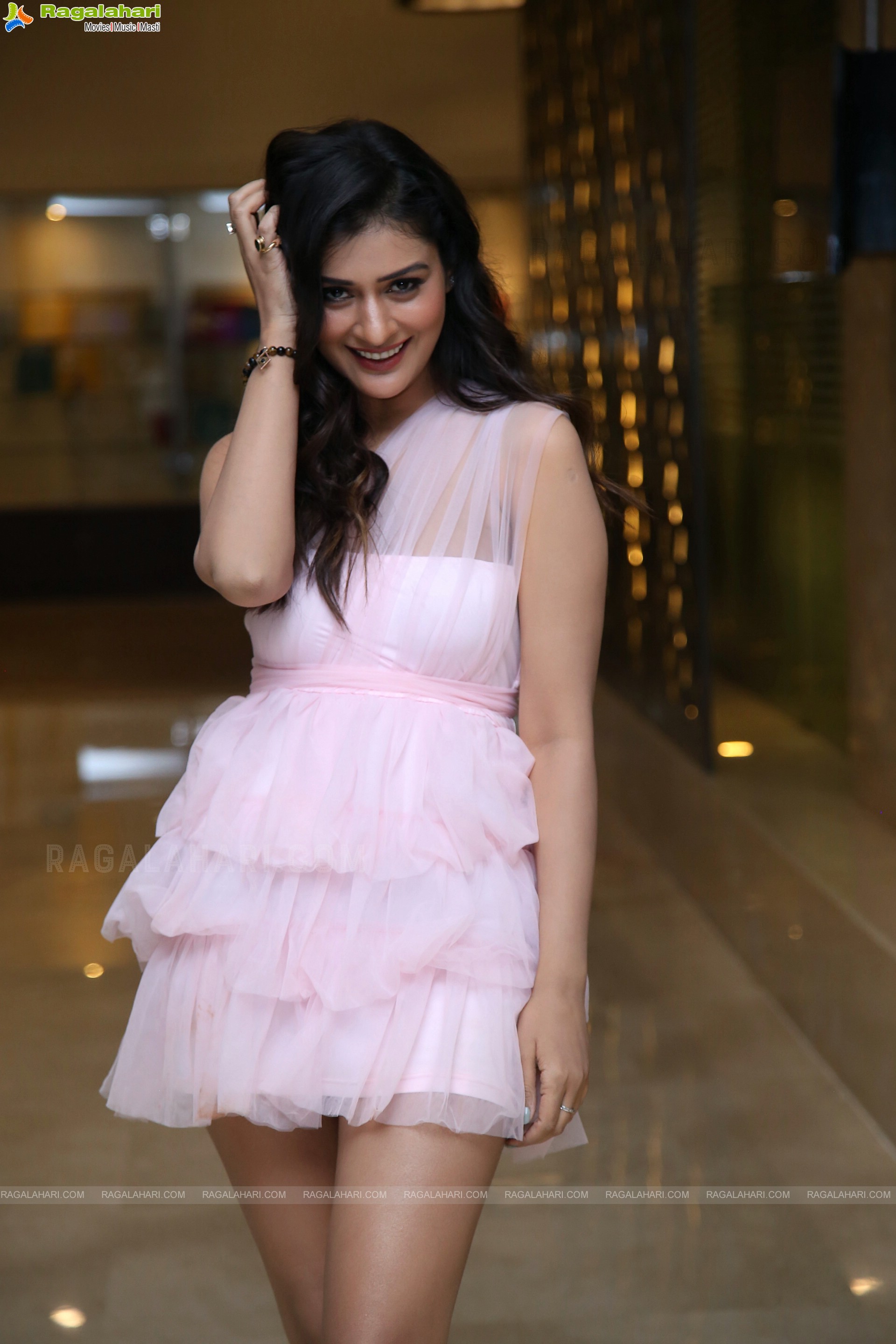 Payal Rajput at Maya Petika Unboxing Event, HD Photo Gallery