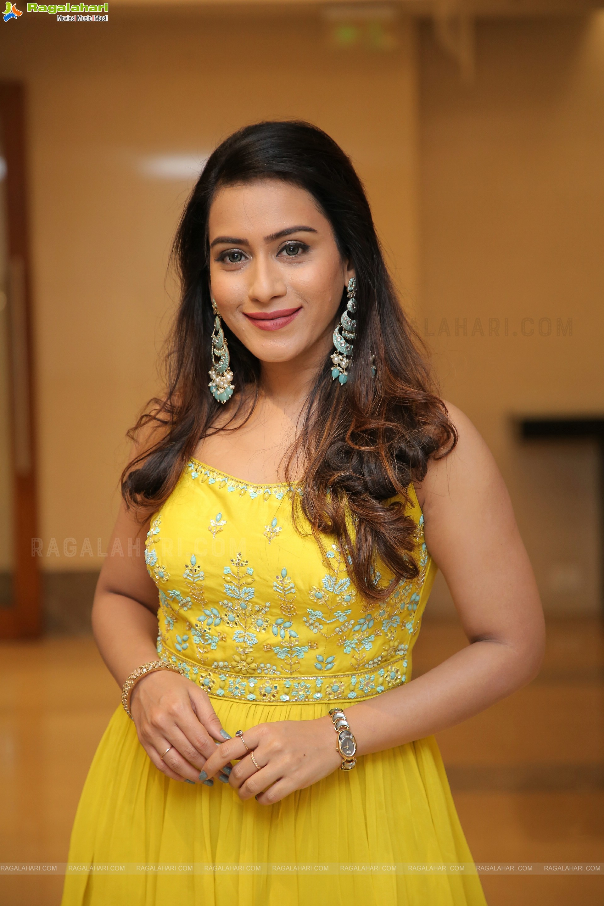 Preeti Sundar in Yellow Sharara, HD Photo Gallery