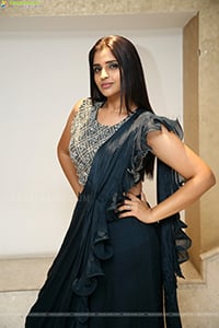 Anchor Shyamala at Thaggede Le Pre-Release Event