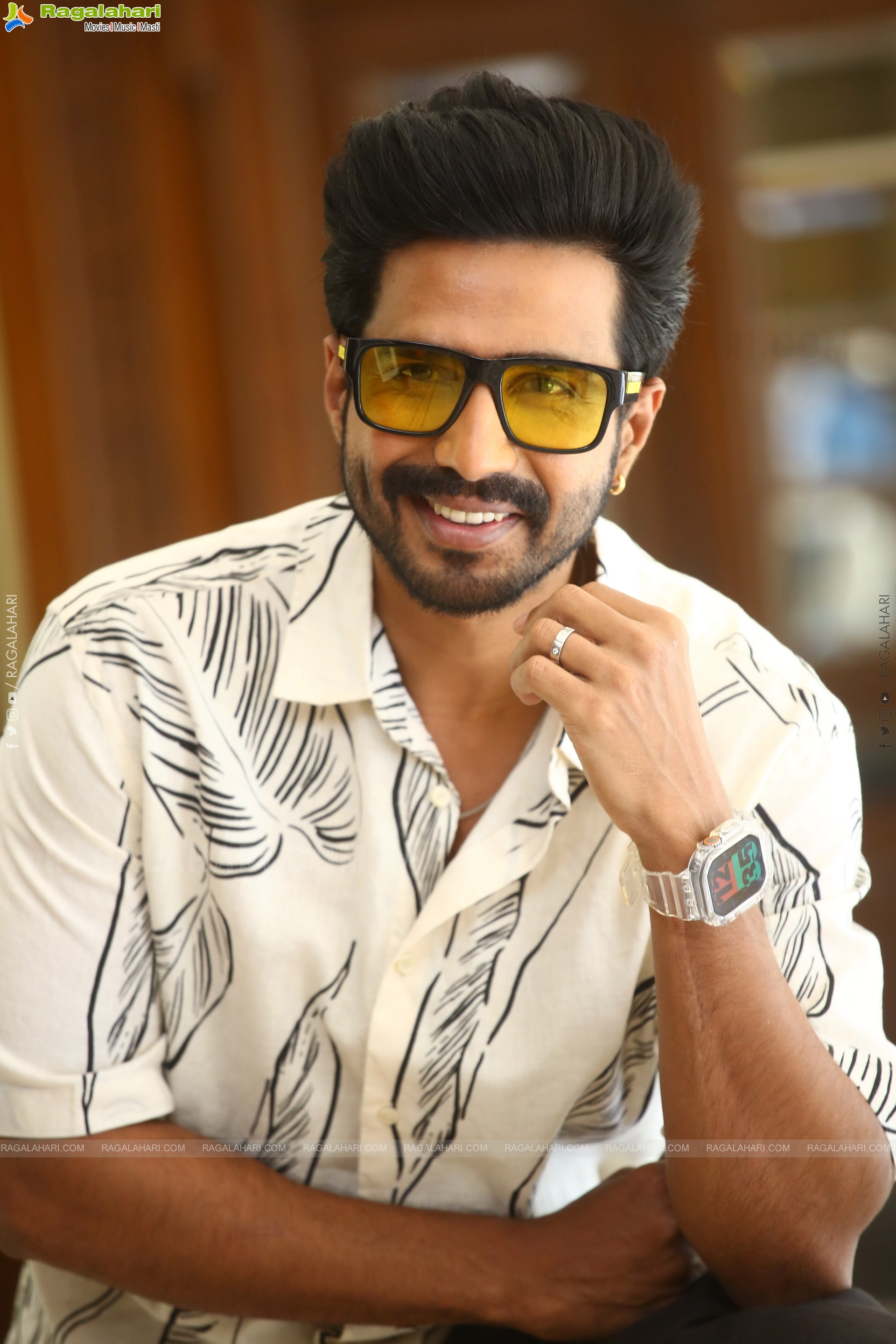 Vishnu Vishal at Matti Kusthi Interview, HD Photo Gallery