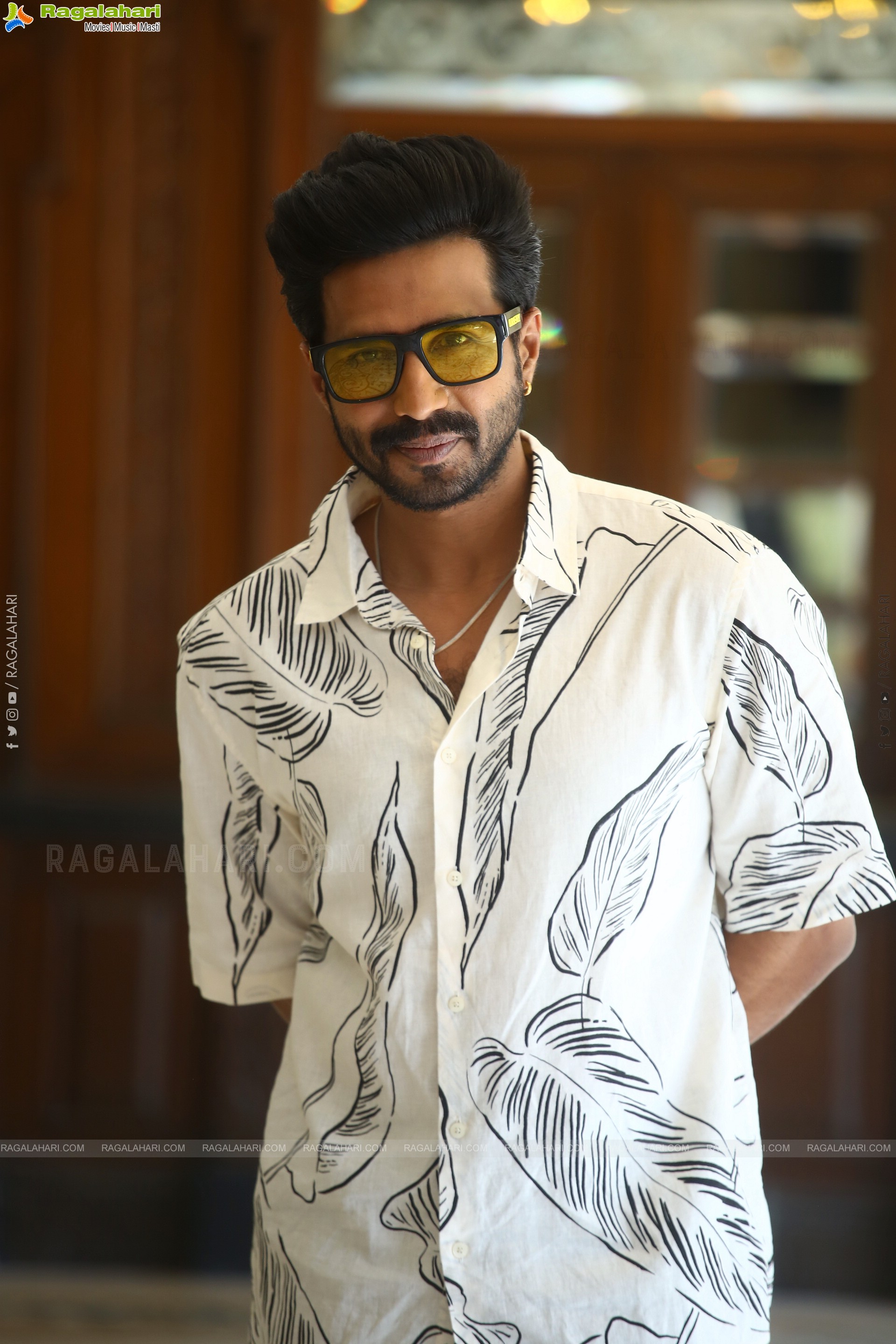 Vishnu Vishal at Matti Kusthi Interview, HD Photo Gallery