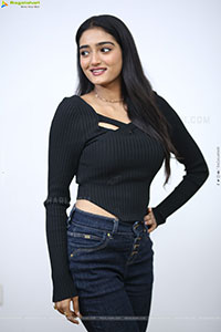 Hrithika Srinivas at Sound Party Interview, HD Gallery