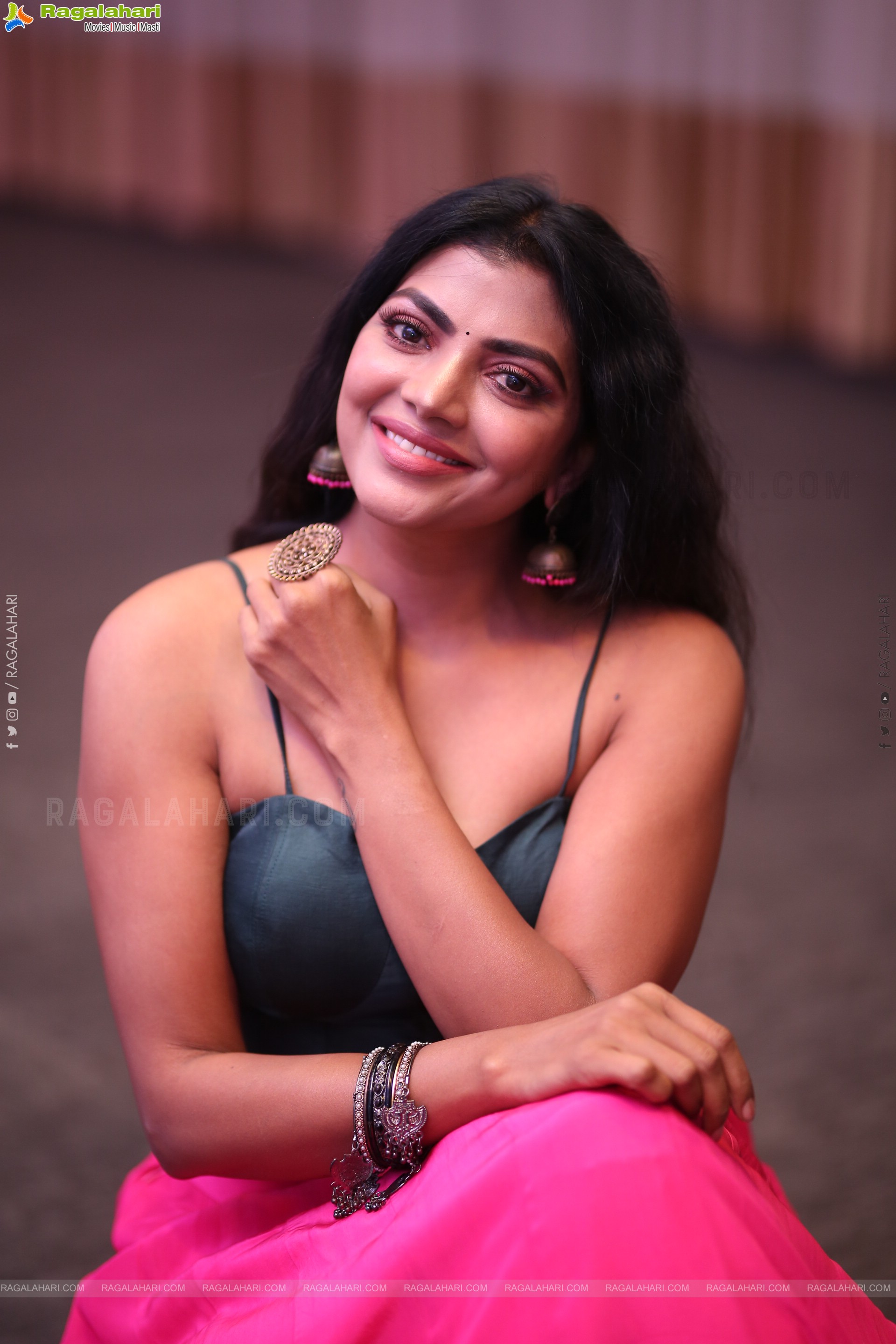 Lahari Shari at Spark Pre Release Event, HD Gallery