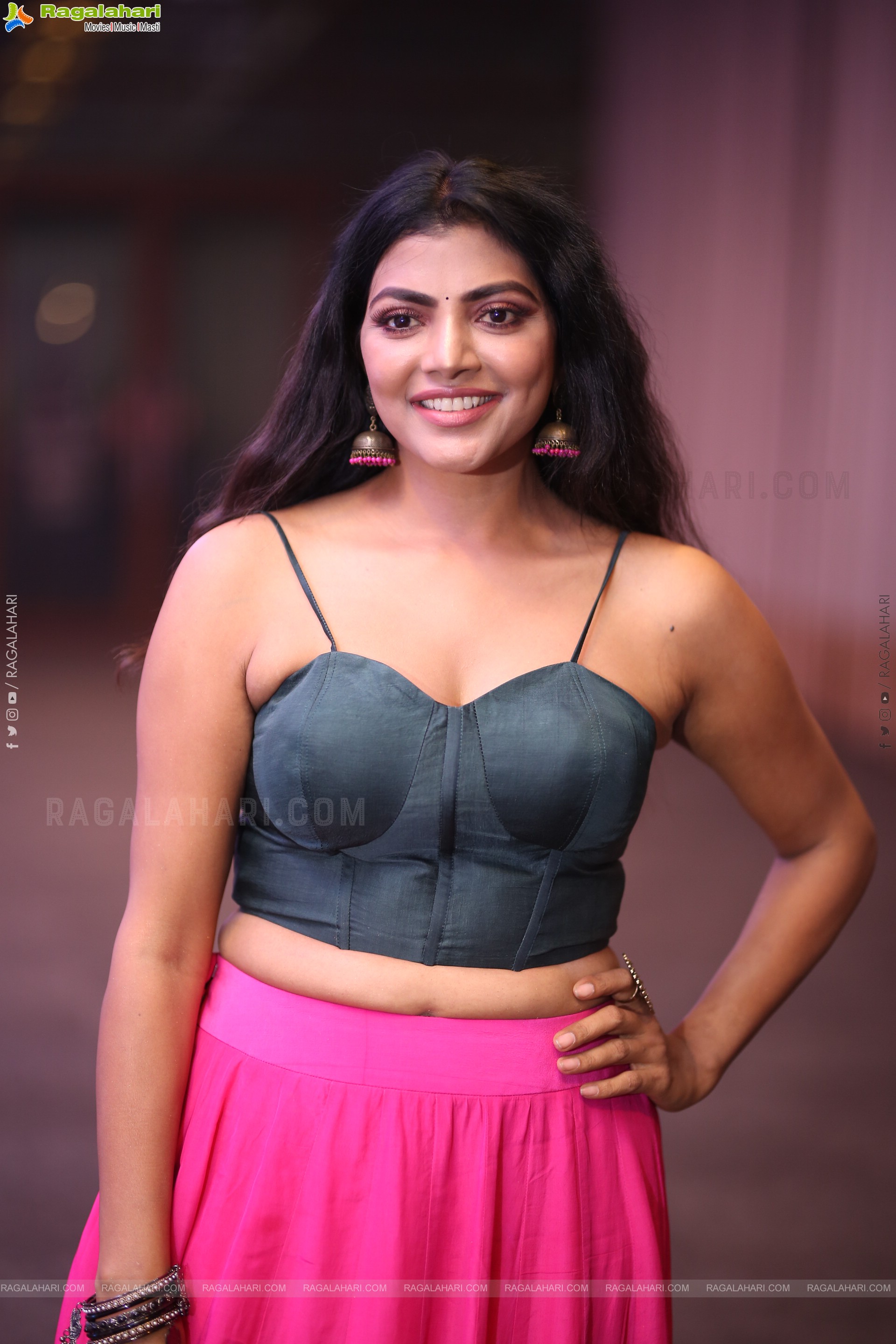 Lahari Shari at Spark Pre Release Event, HD Gallery