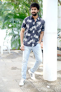 Hero Rahul Vijay stills at Kota Bommali PS Interview