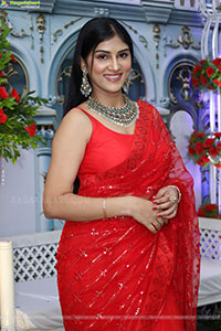 Aparna Reddy stills in Red Saree, HD Gallery