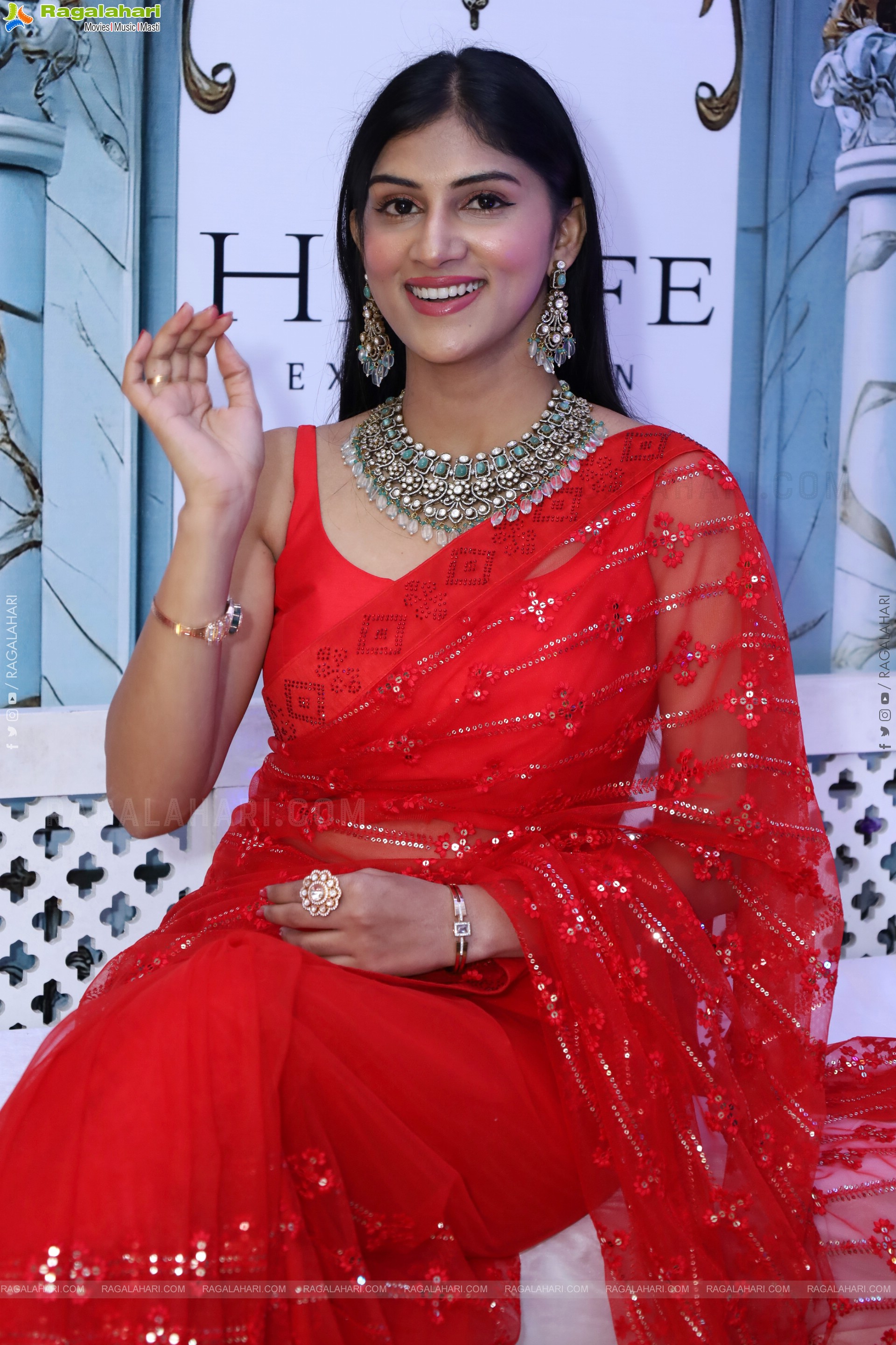 Aparna Reddy stills in Red Saree, HD Gallery