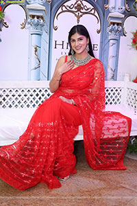 Aparna Reddy stills in Red Saree, HD Gallery