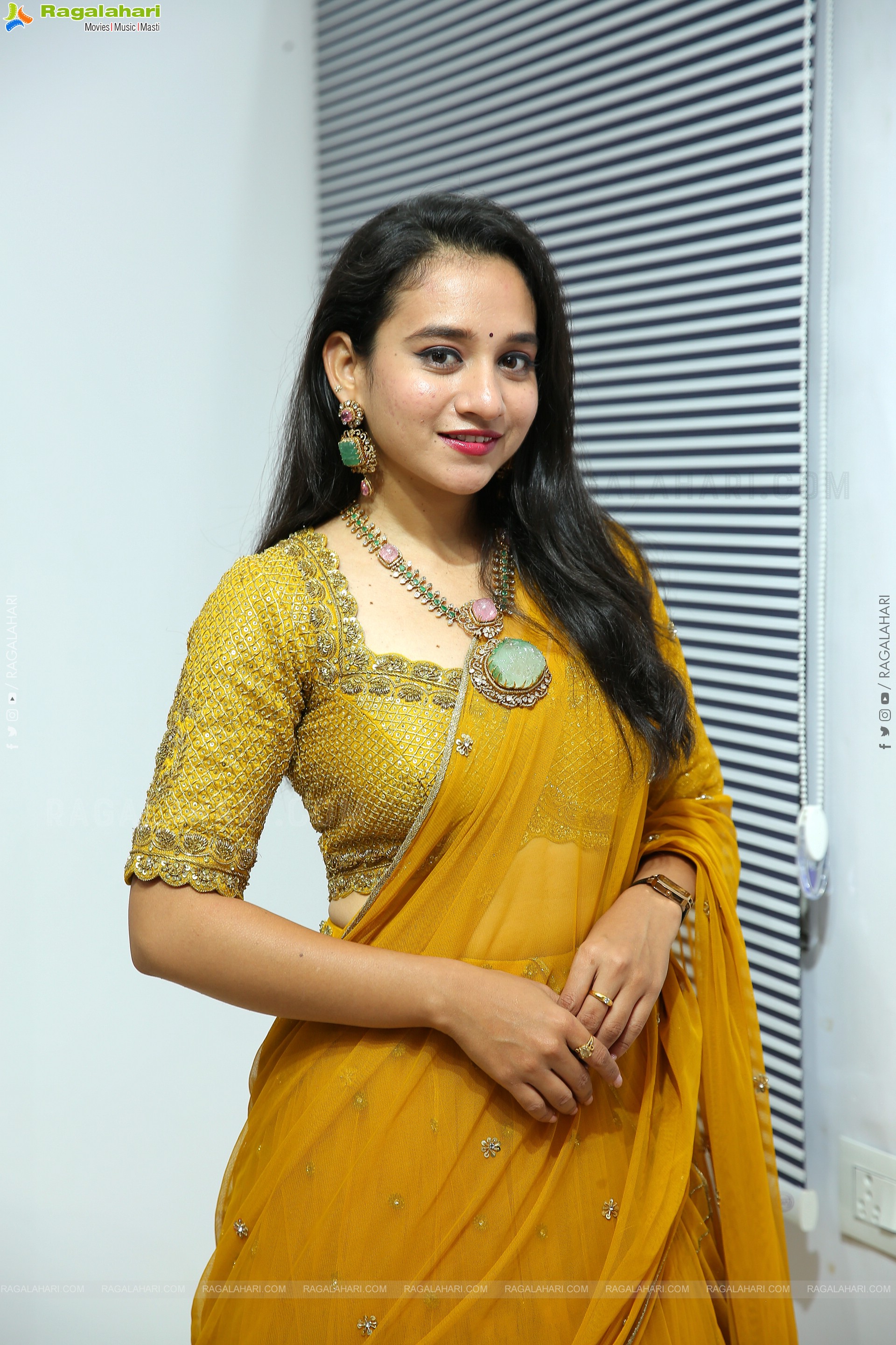 Bhuvaneshwari Latest HD Stills, Photo Gallery