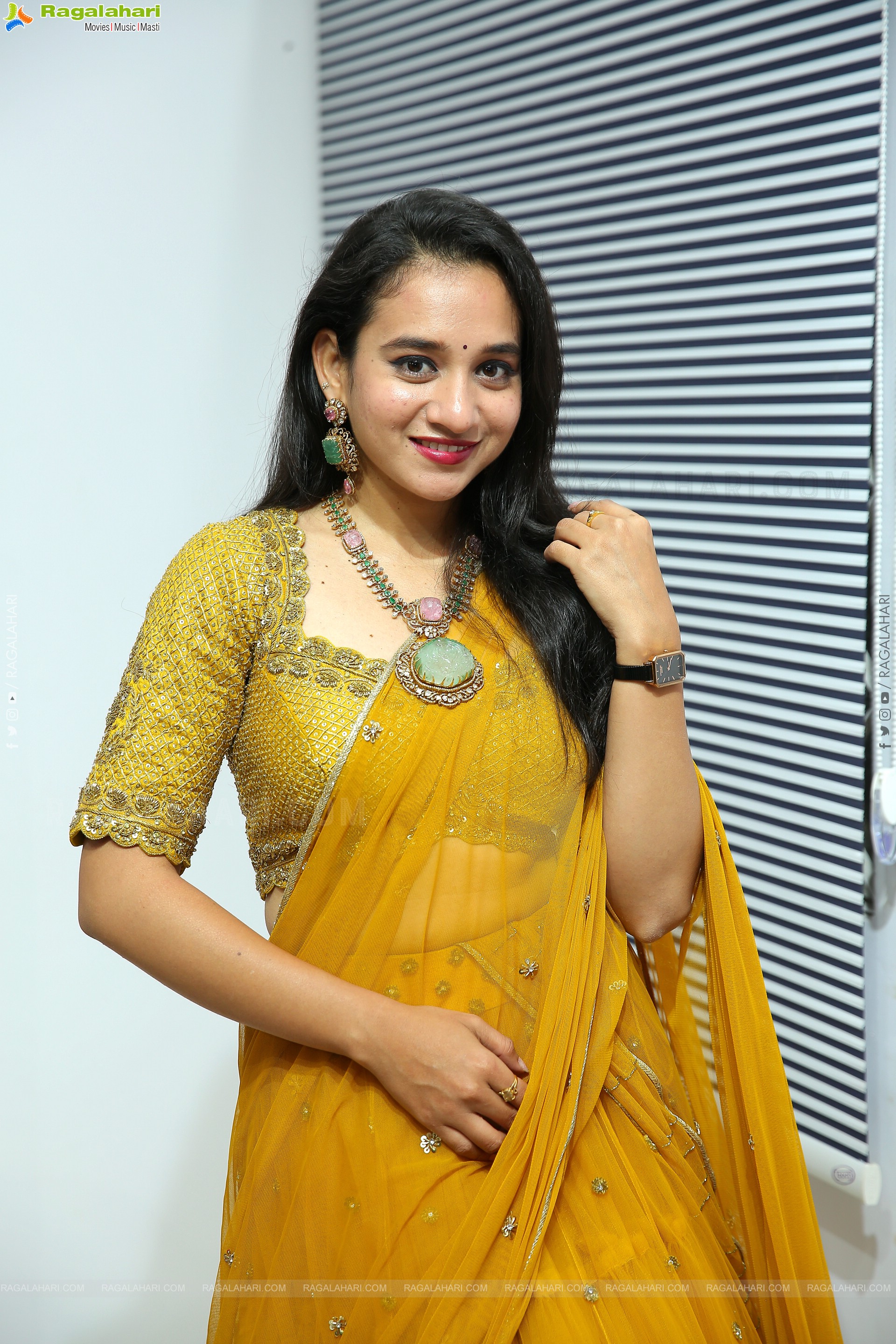 Bhuvaneshwari Latest HD Stills, Photo Gallery