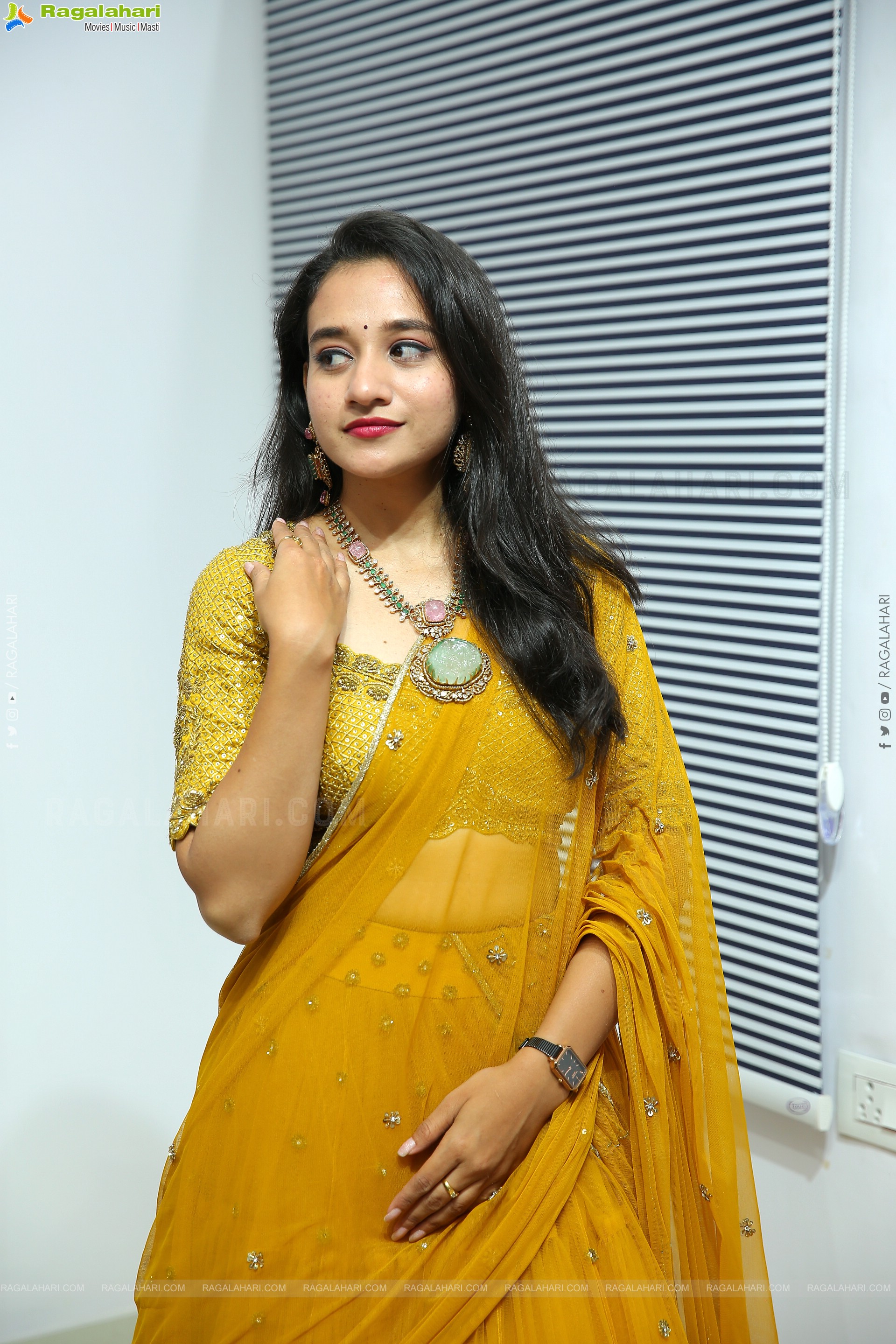 Bhuvaneshwari Latest HD Stills, Photo Gallery