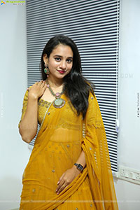 Bhuvaneshwari Latest HD Stills, Photo Gallery