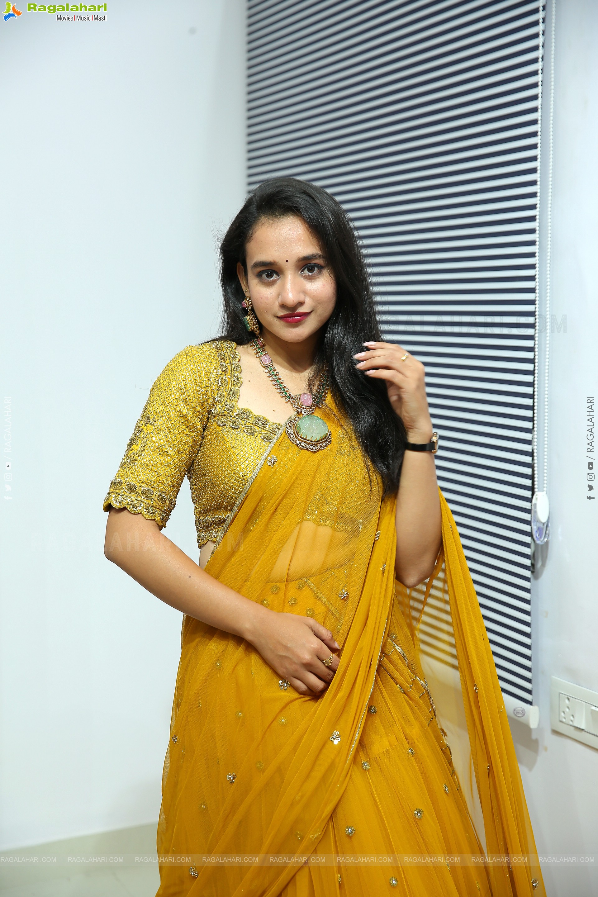 Bhuvaneshwari Latest HD Stills, Photo Gallery