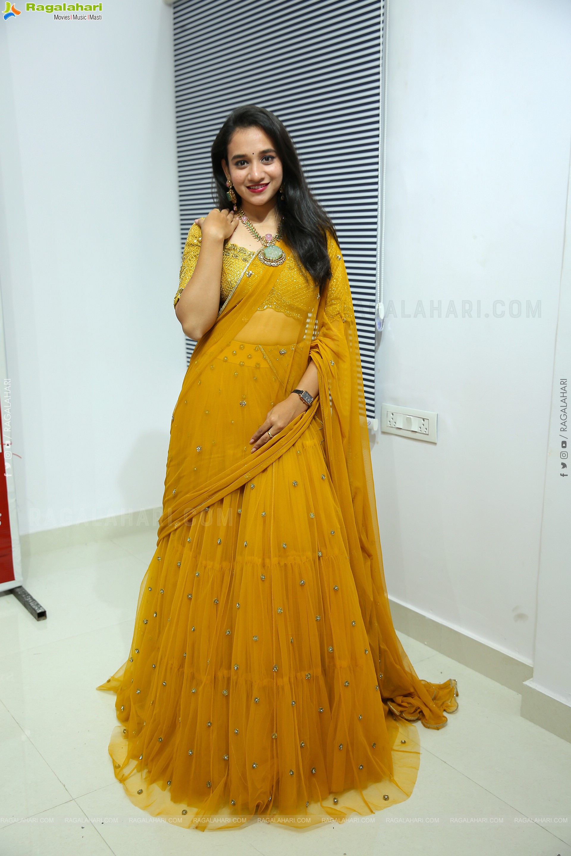 Bhuvaneshwari Latest HD Stills, Photo Gallery