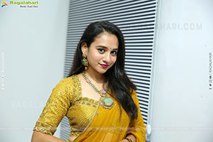 Bhuvaneshwari Latest HD Stills, Photo Gallery