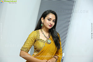 Bhuvaneshwari Latest HD Stills, Photo Gallery