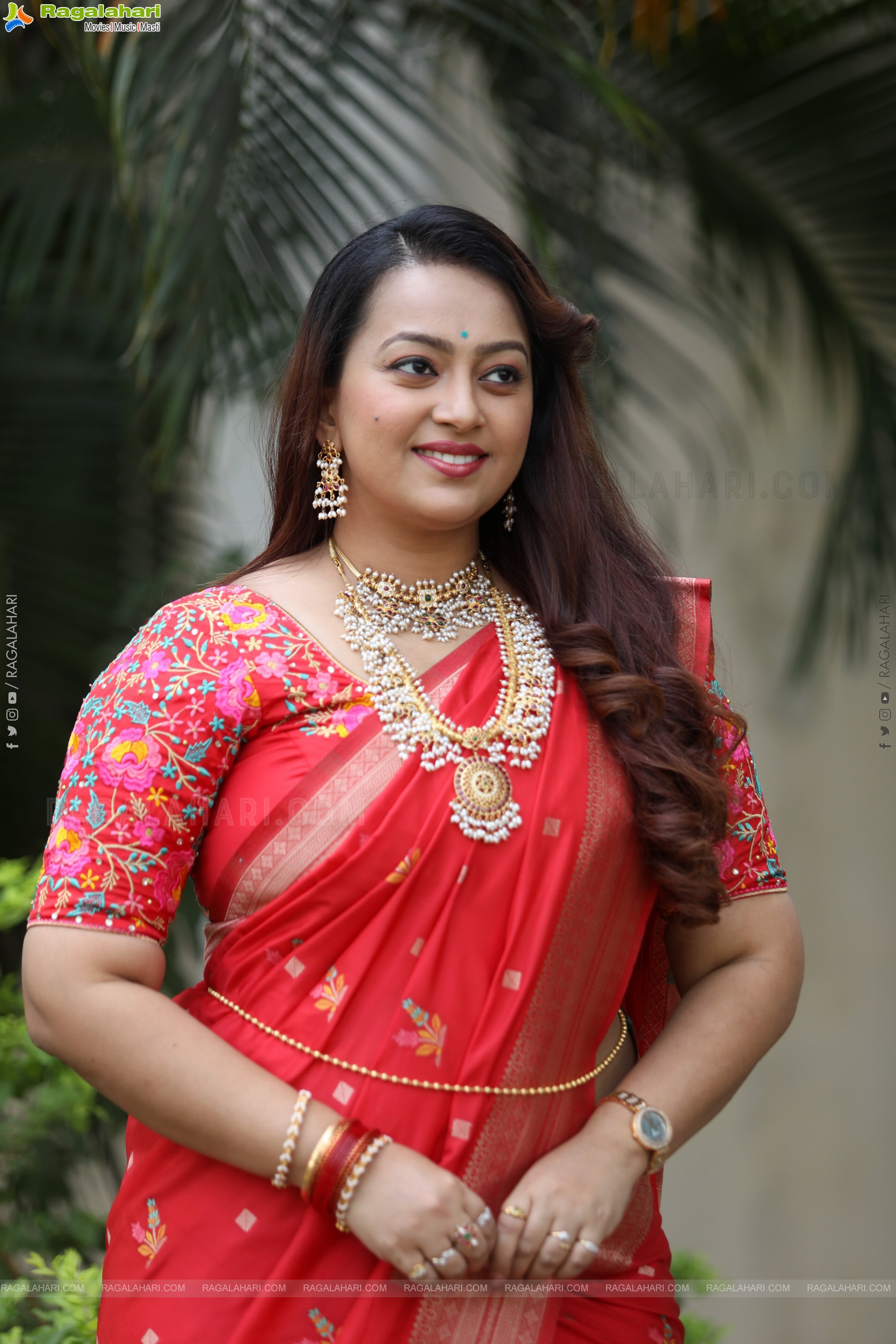 Ester Noronha Latest Photoshoot Stills, HD Gallery