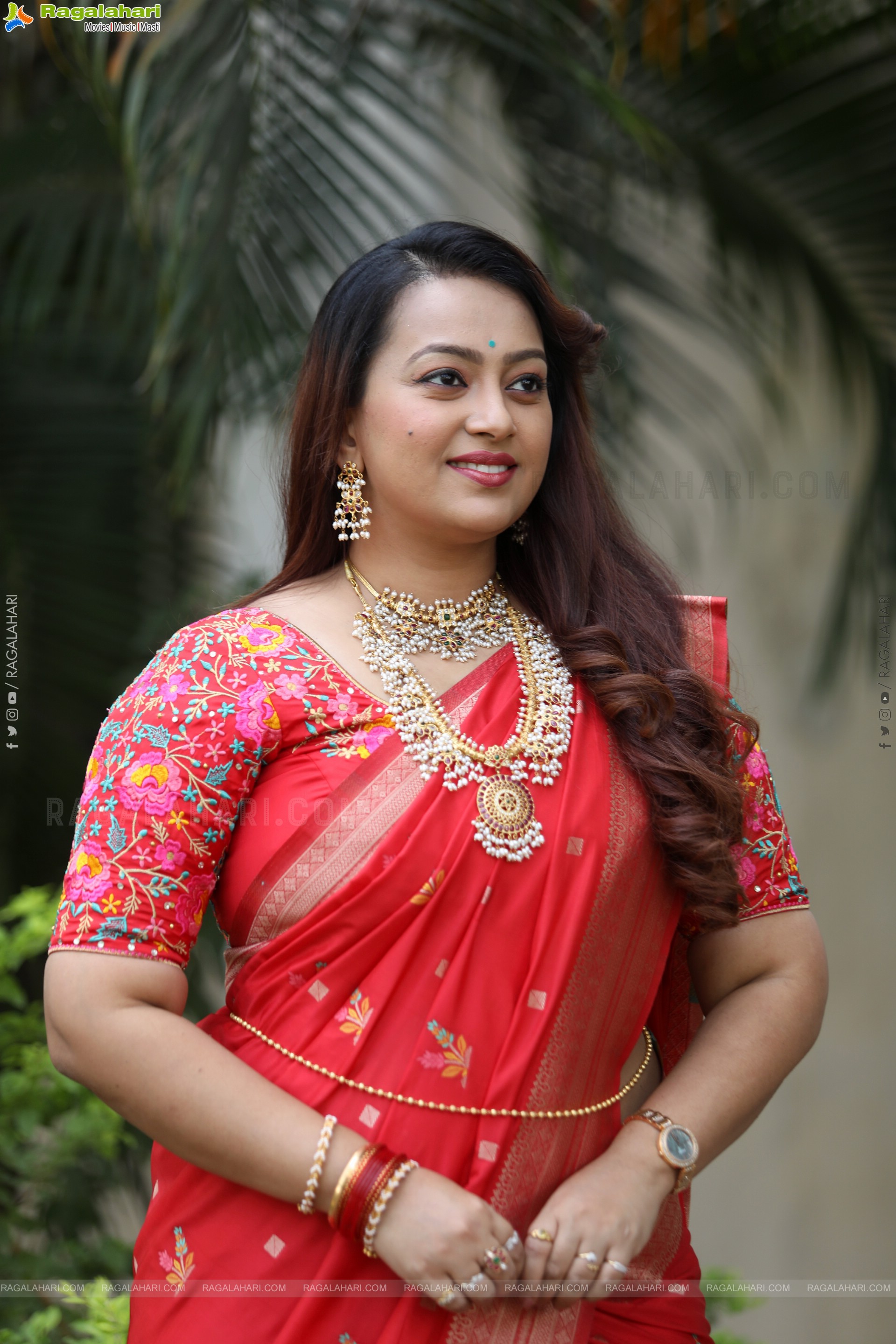 Ester Noronha Latest Photoshoot Stills, HD Gallery