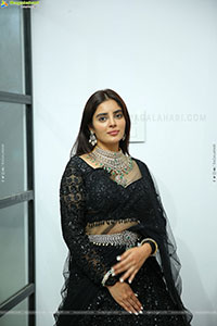 Kushitha Kallapu Stills in Black Dress, HD Gallery