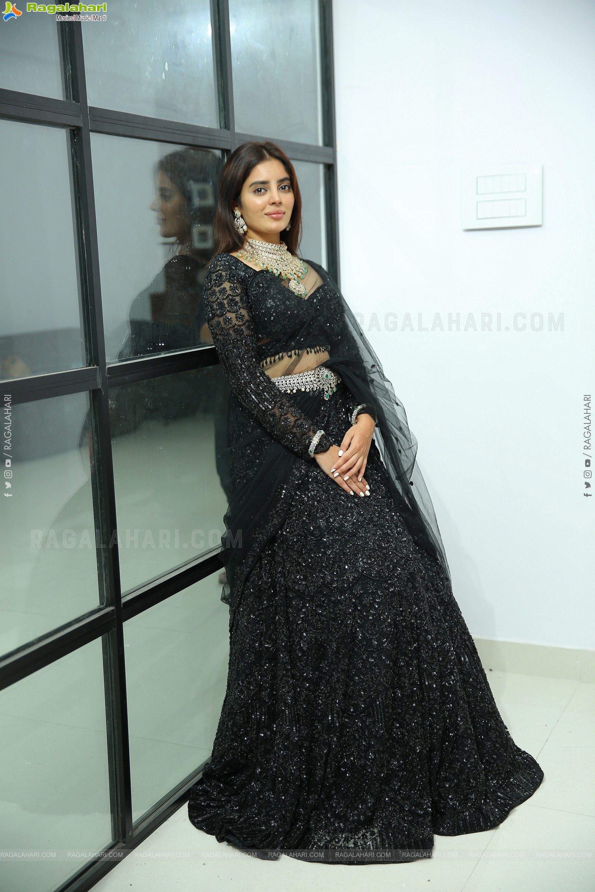 Kushitha Kallapu Stills in Black Dress, HD Gallery