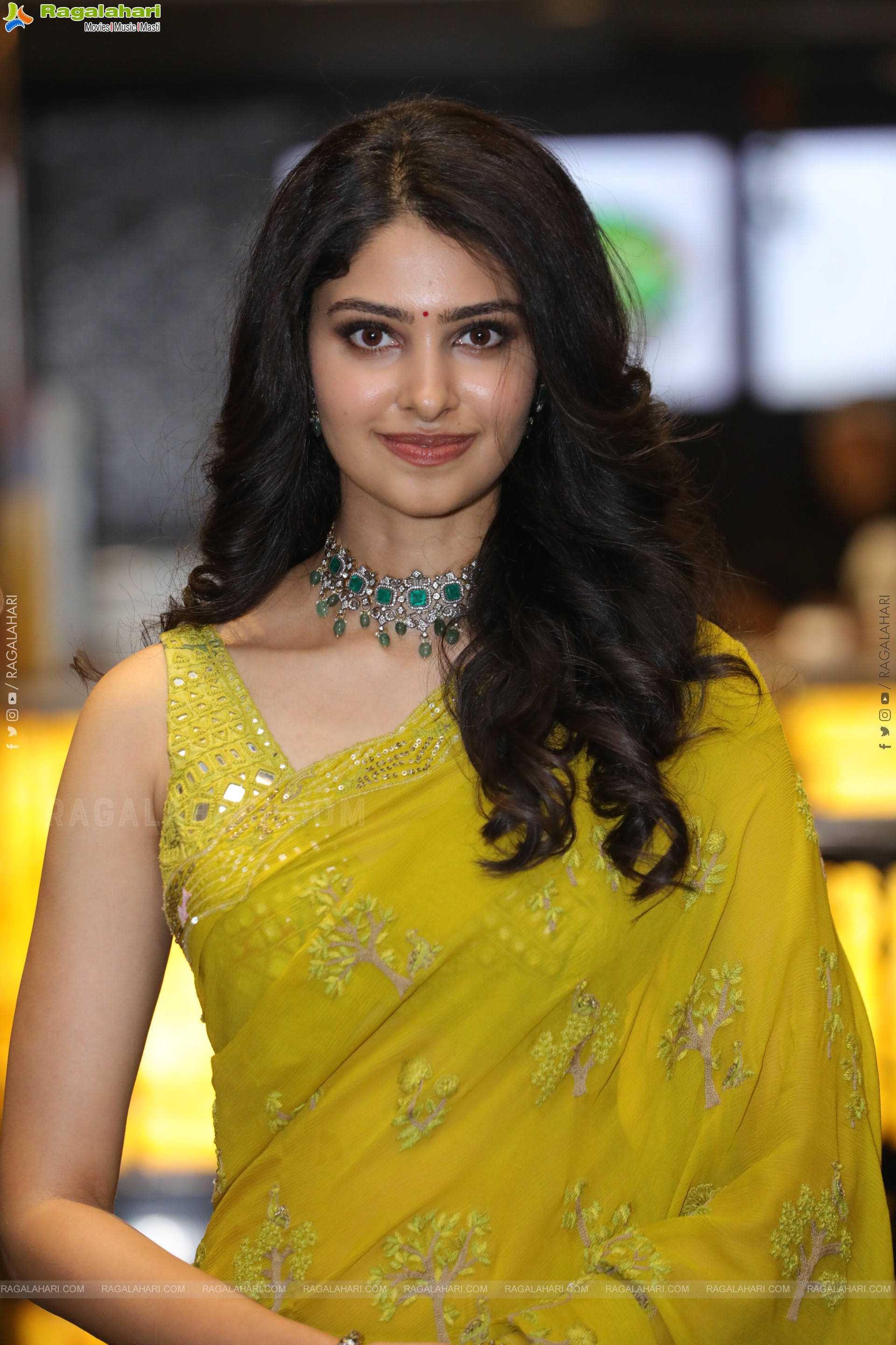 Manasa Varanasi at Devaki Nandana Vasudeva Trailer Launch, HD Gallery