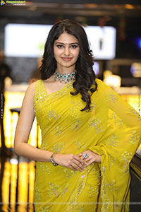 Manasa Varanasi at Devaki Nandana Vasudeva Trailer Launch