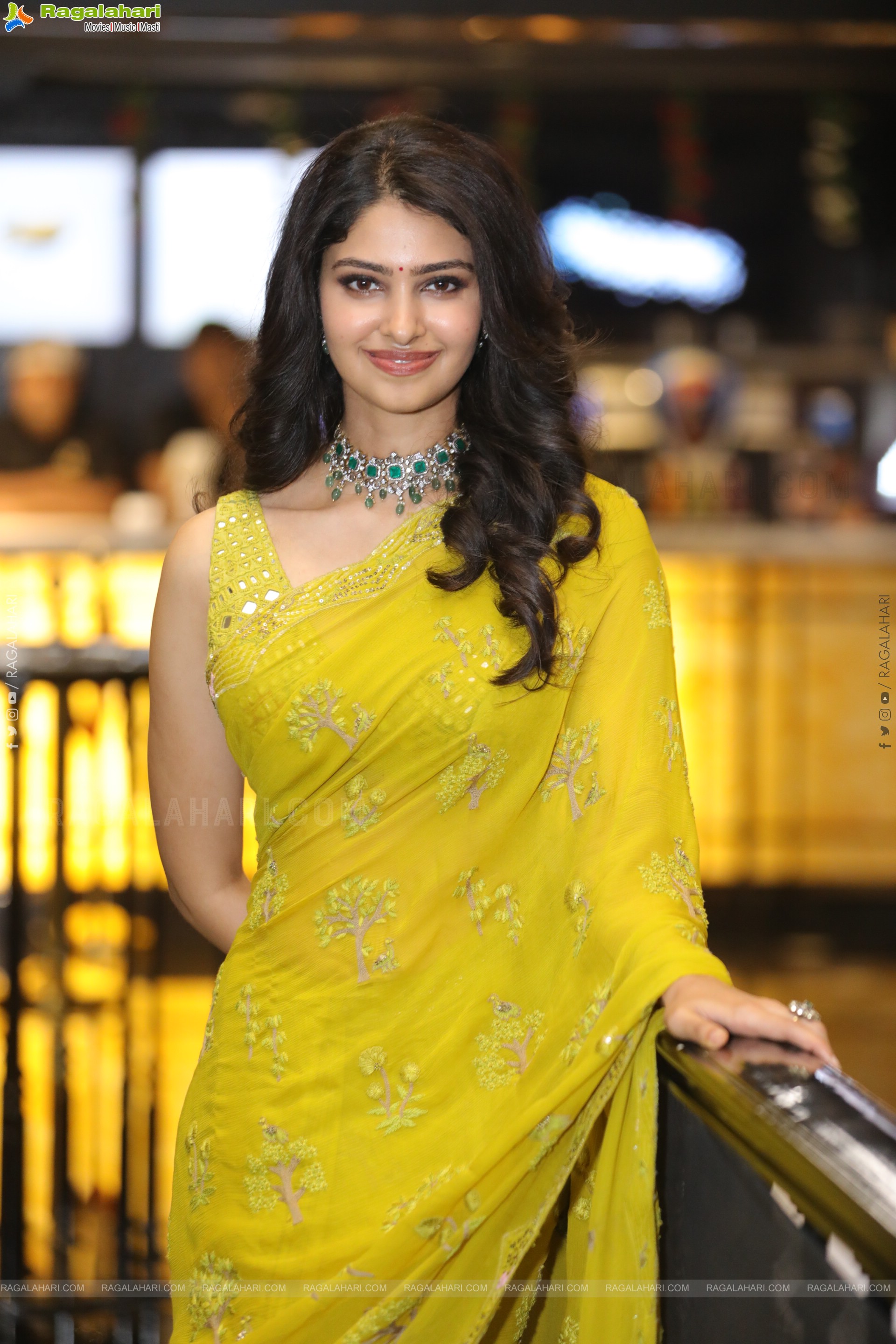 Manasa Varanasi at Devaki Nandana Vasudeva Trailer Launch, HD Gallery