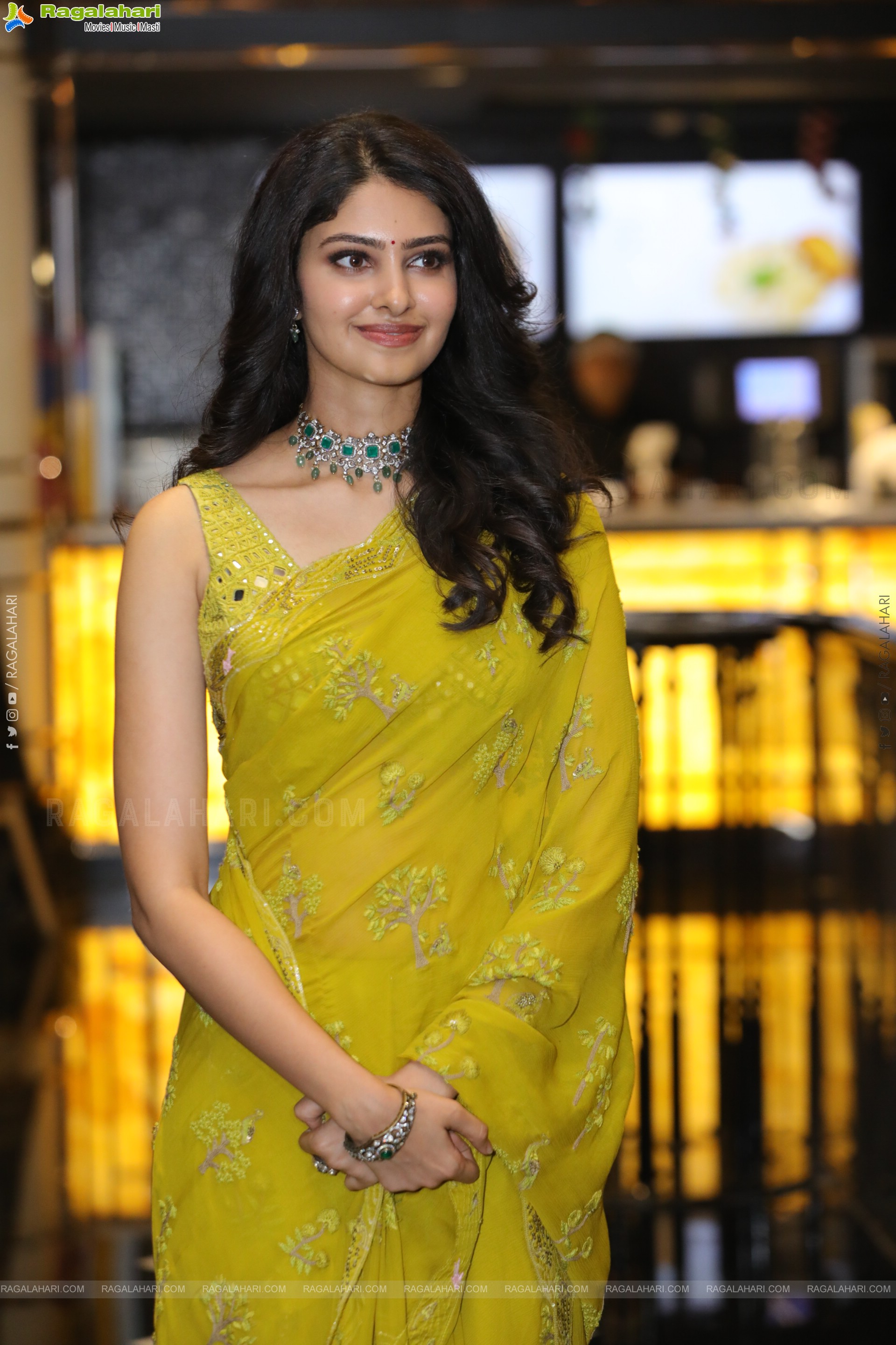 Manasa Varanasi at Devaki Nandana Vasudeva Trailer Launch, HD Gallery