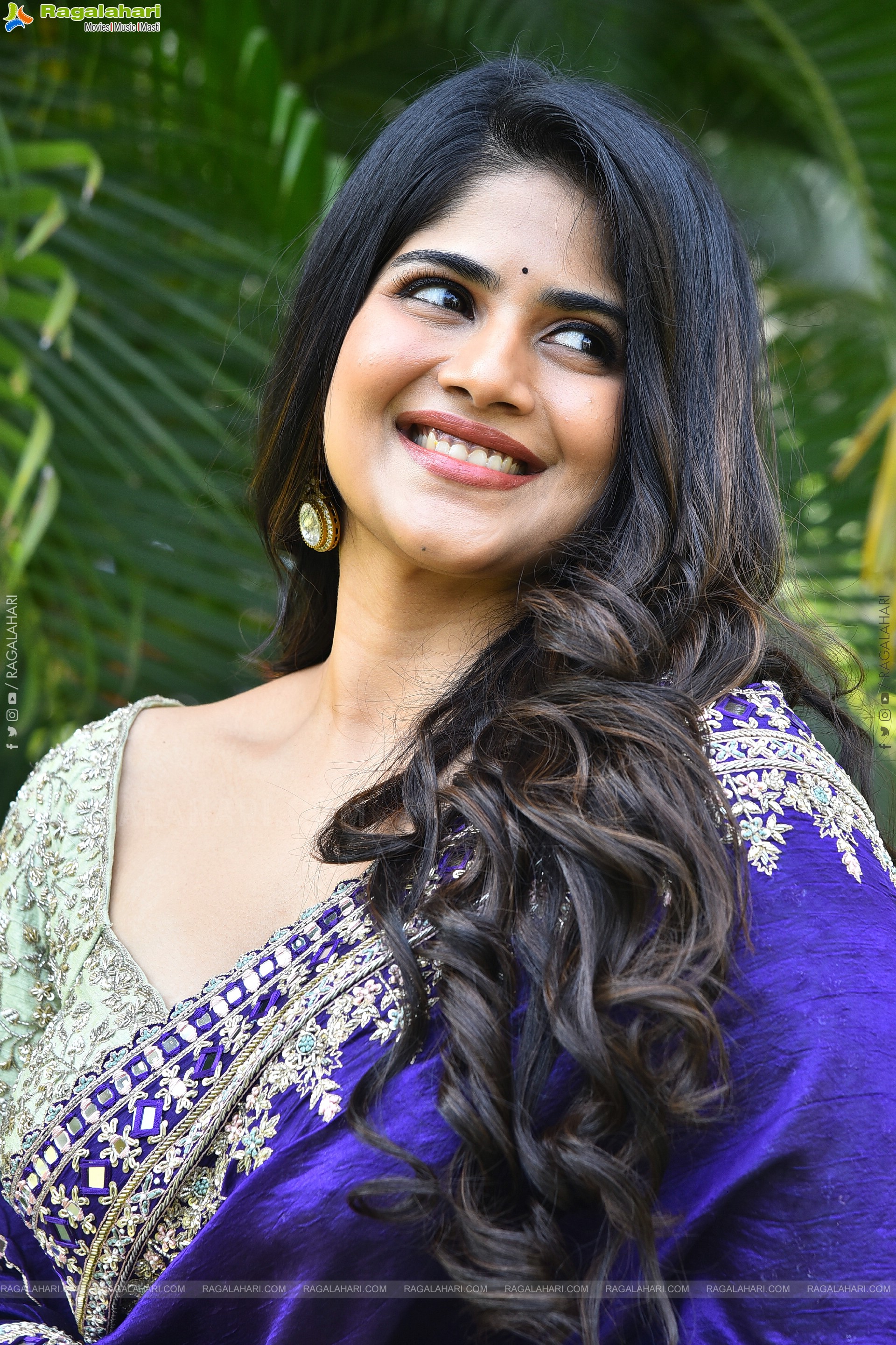 Megha Akash at Vikkatakavi Pre -Release Press Meet, HD Gallery