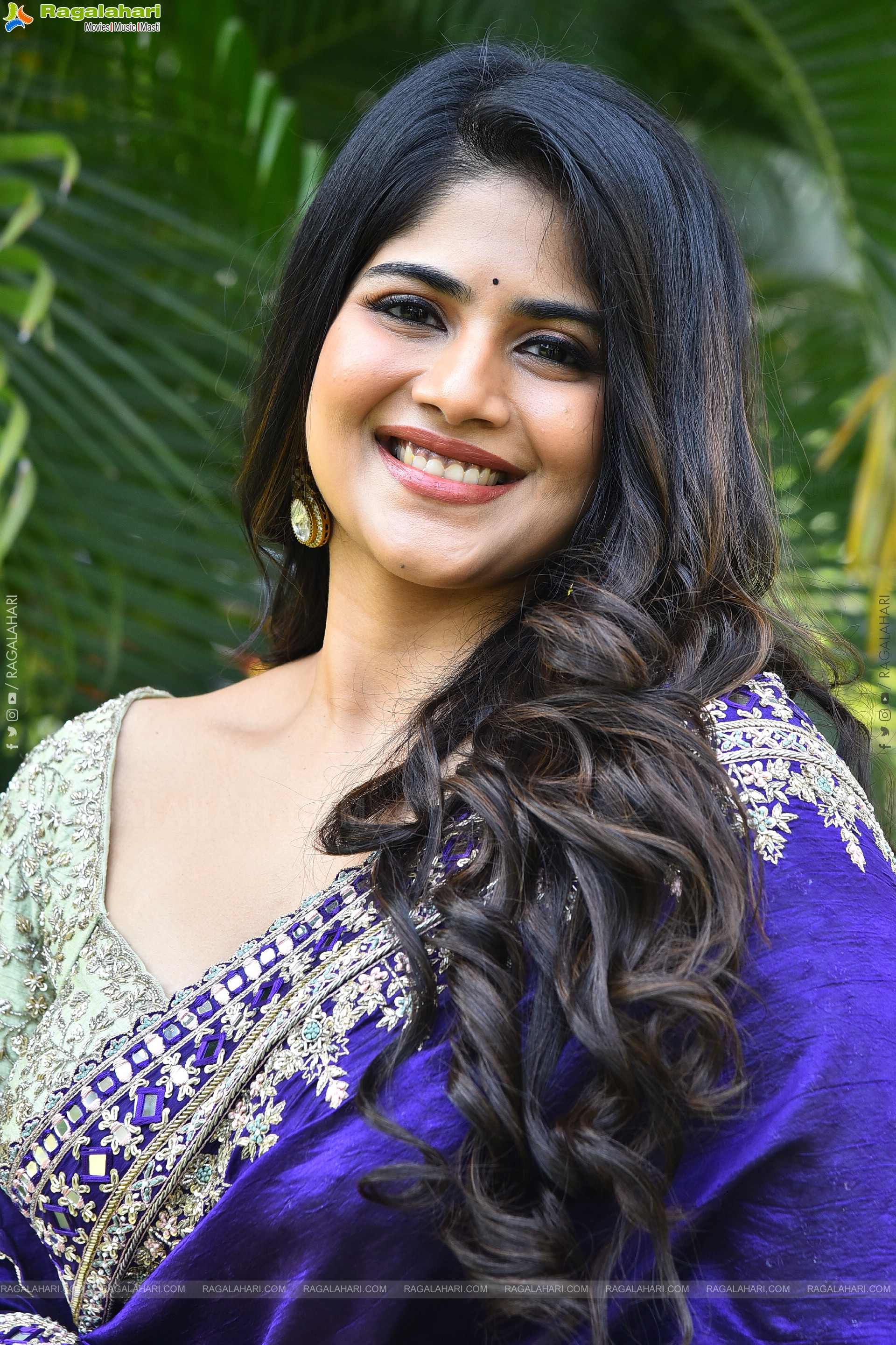 Megha Akash at Vikkatakavi Pre -Release Press Meet, HD Gallery