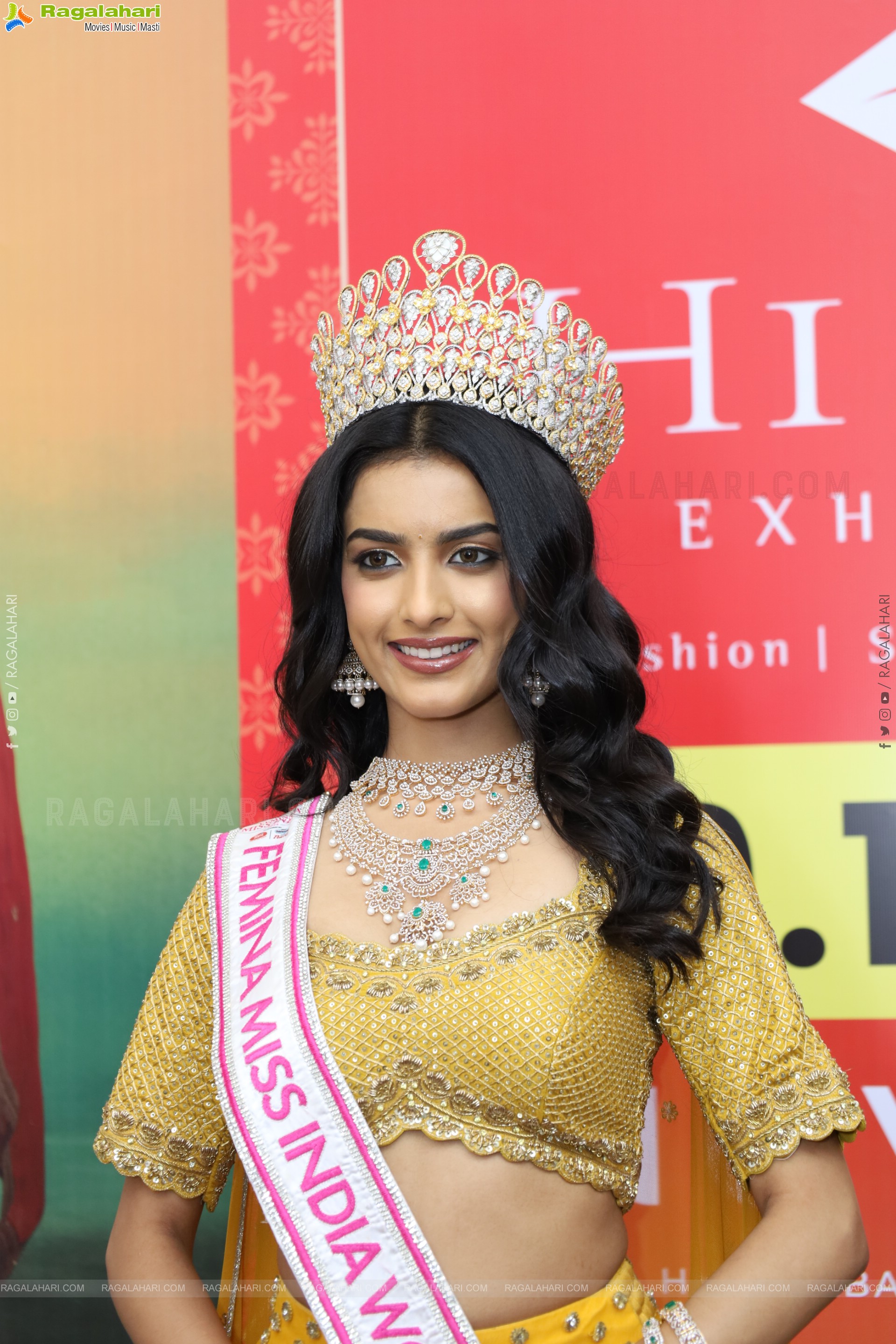 Nikita Porwal at Hi Life Exhibition Launch Event, HD Gallery