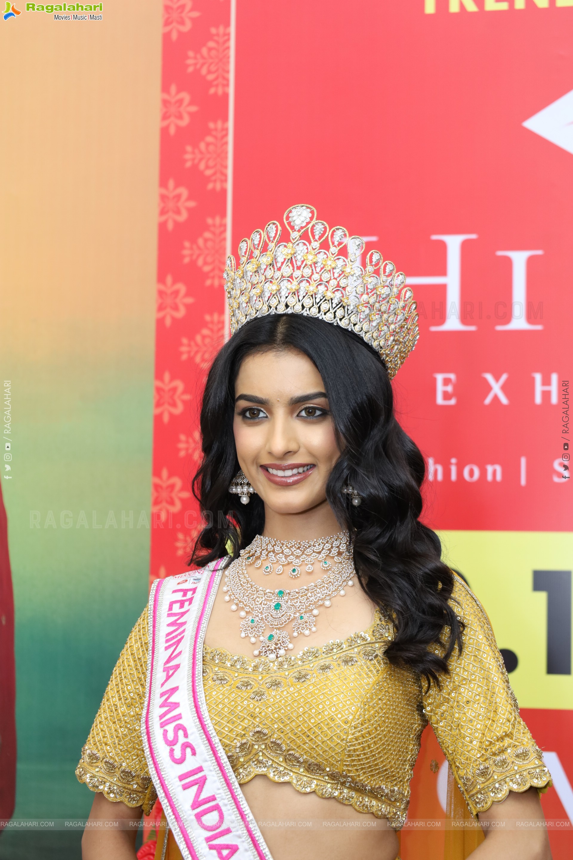 Nikita Porwal at Hi Life Exhibition Launch Event, HD Gallery