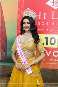 Nikita Porwal at Hi Life Exhibition Launch Event, HD Gallery