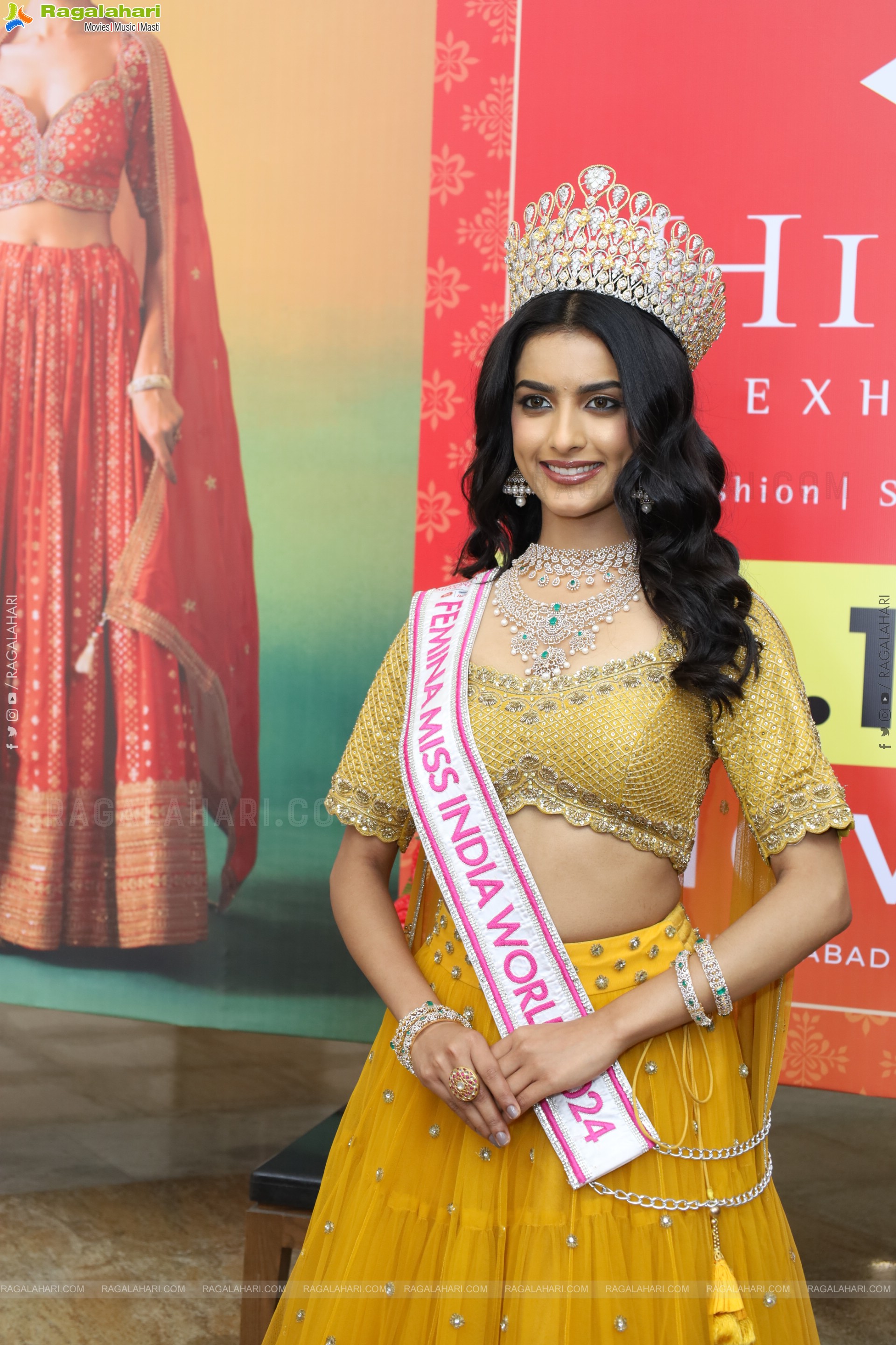 Nikita Porwal at Hi Life Exhibition Launch Event, HD Gallery