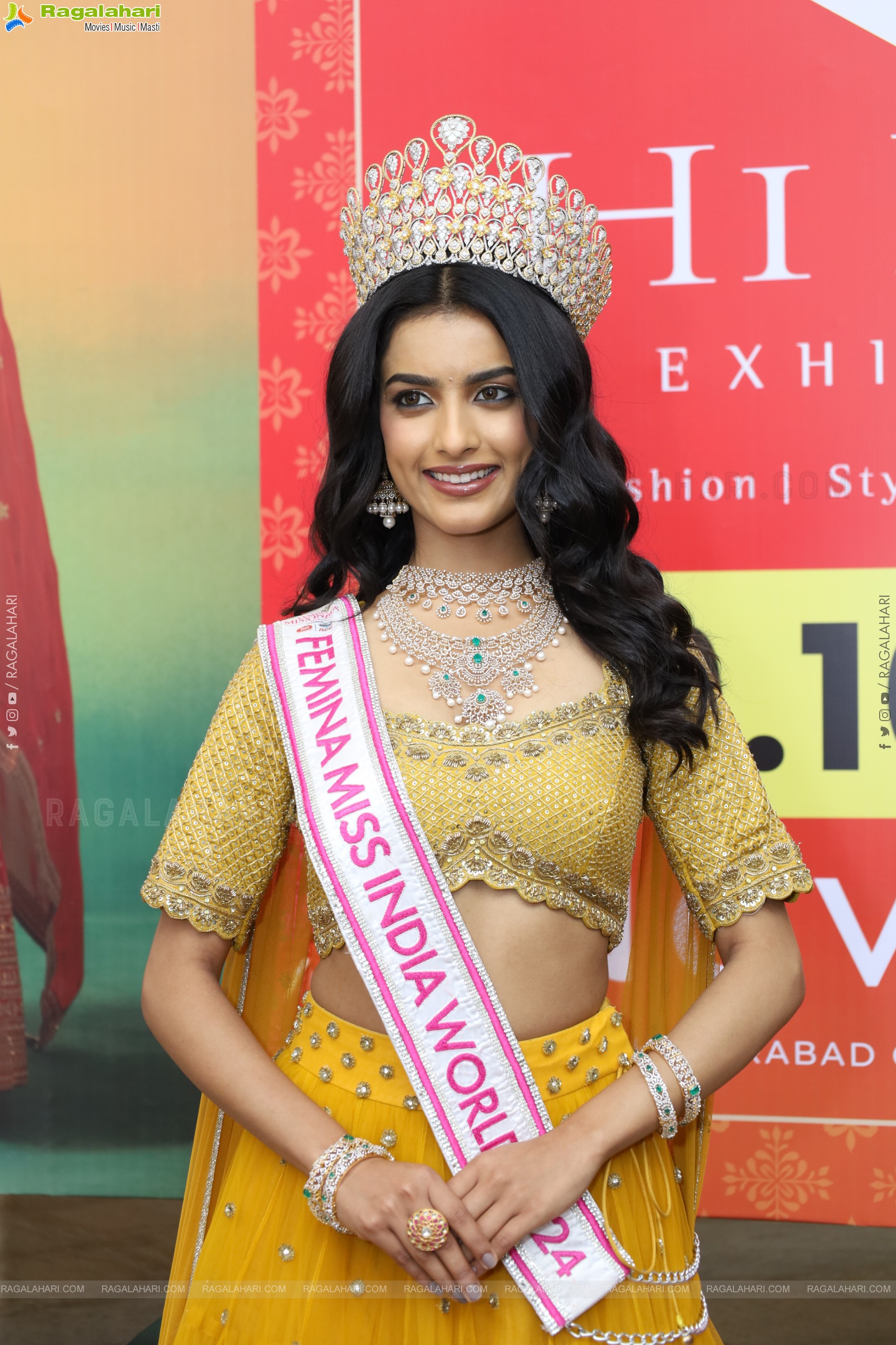 Nikita Porwal at Hi Life Exhibition Launch Event, HD Gallery