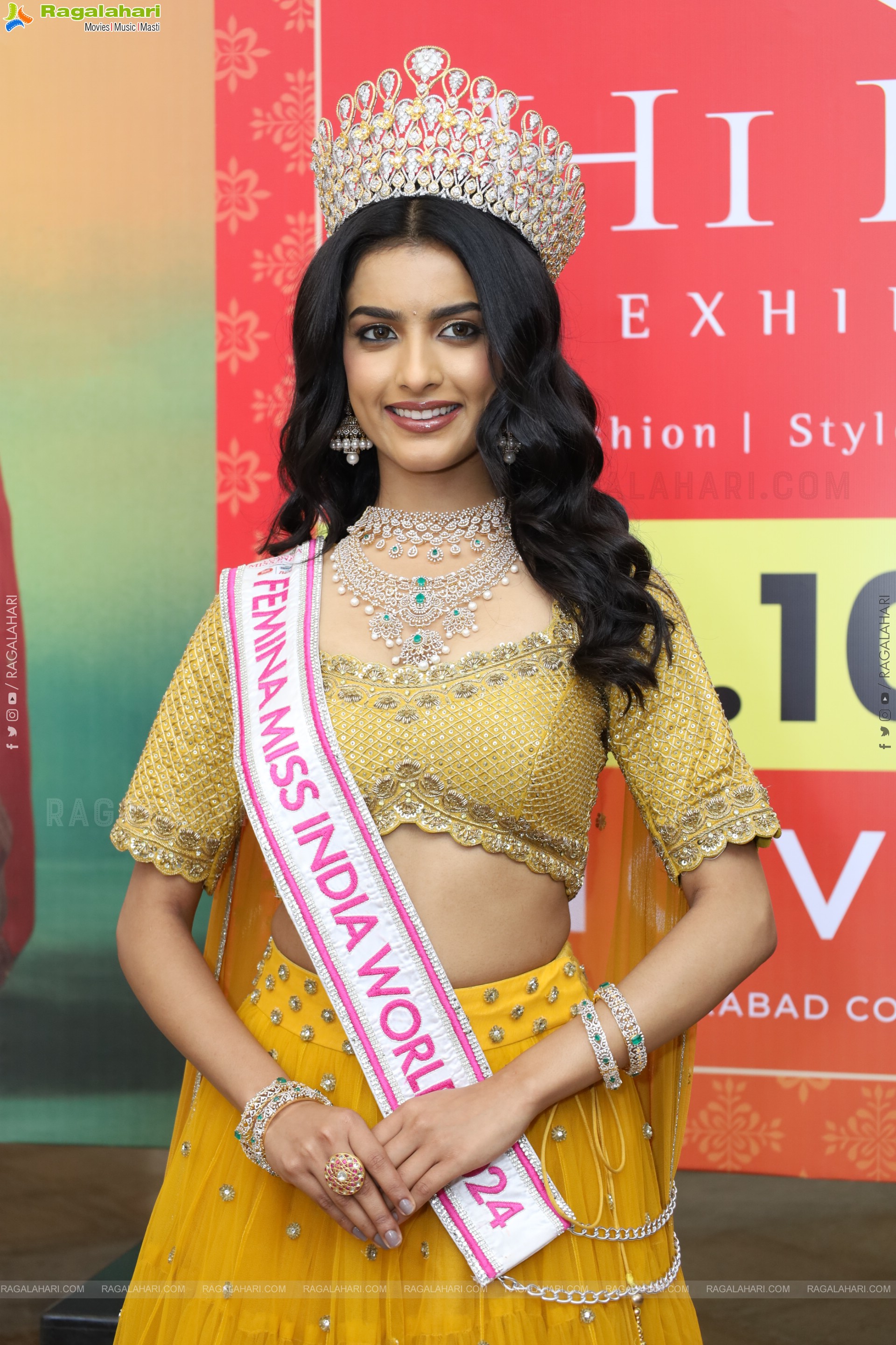 Nikita Porwal at Hi Life Exhibition Launch Event, HD Gallery