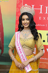 Nikita Porwal at Hi Life Exhibition Launch Event, HD Gallery