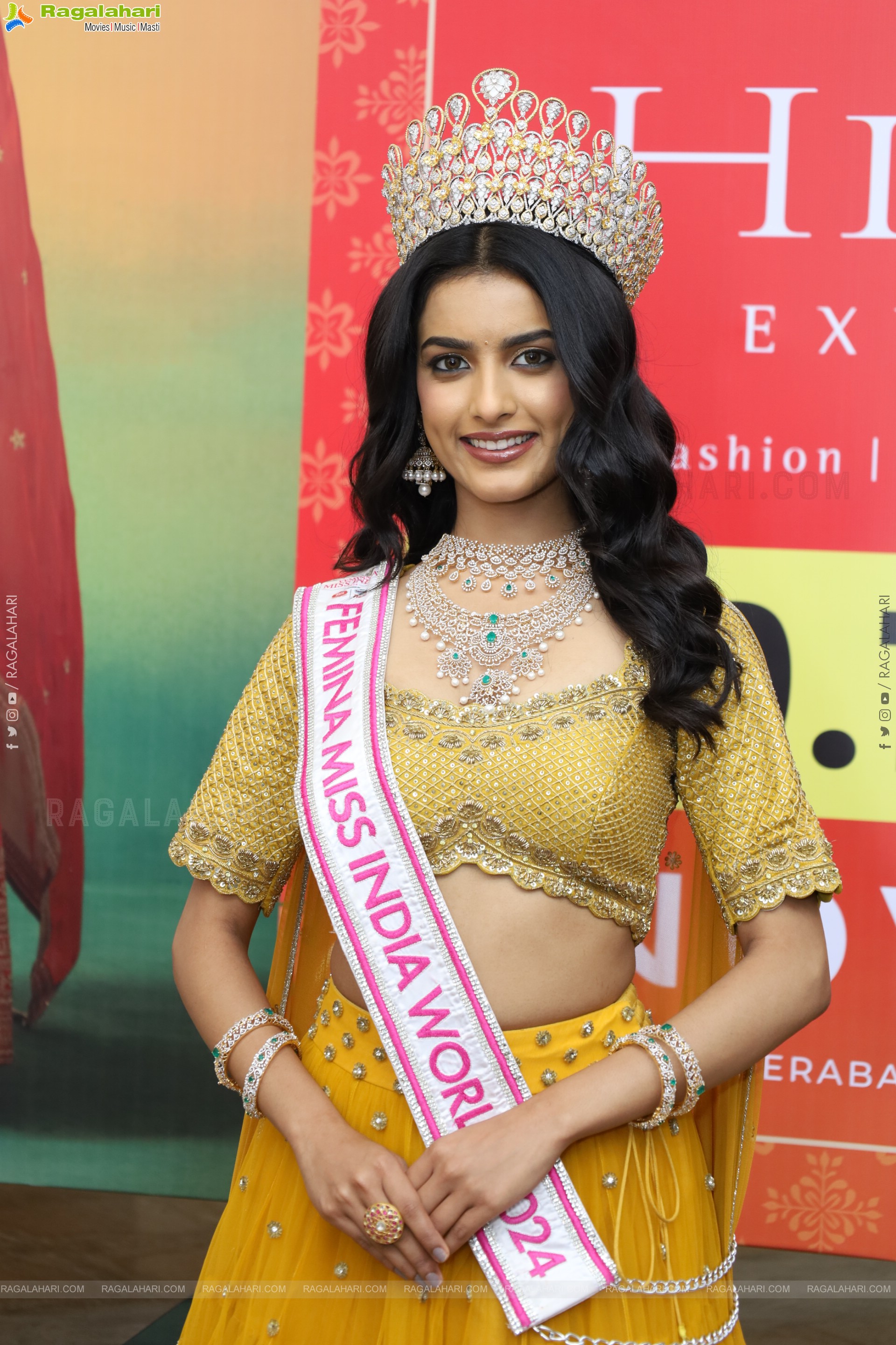 Nikita Porwal at Hi Life Exhibition Launch Event, HD Gallery