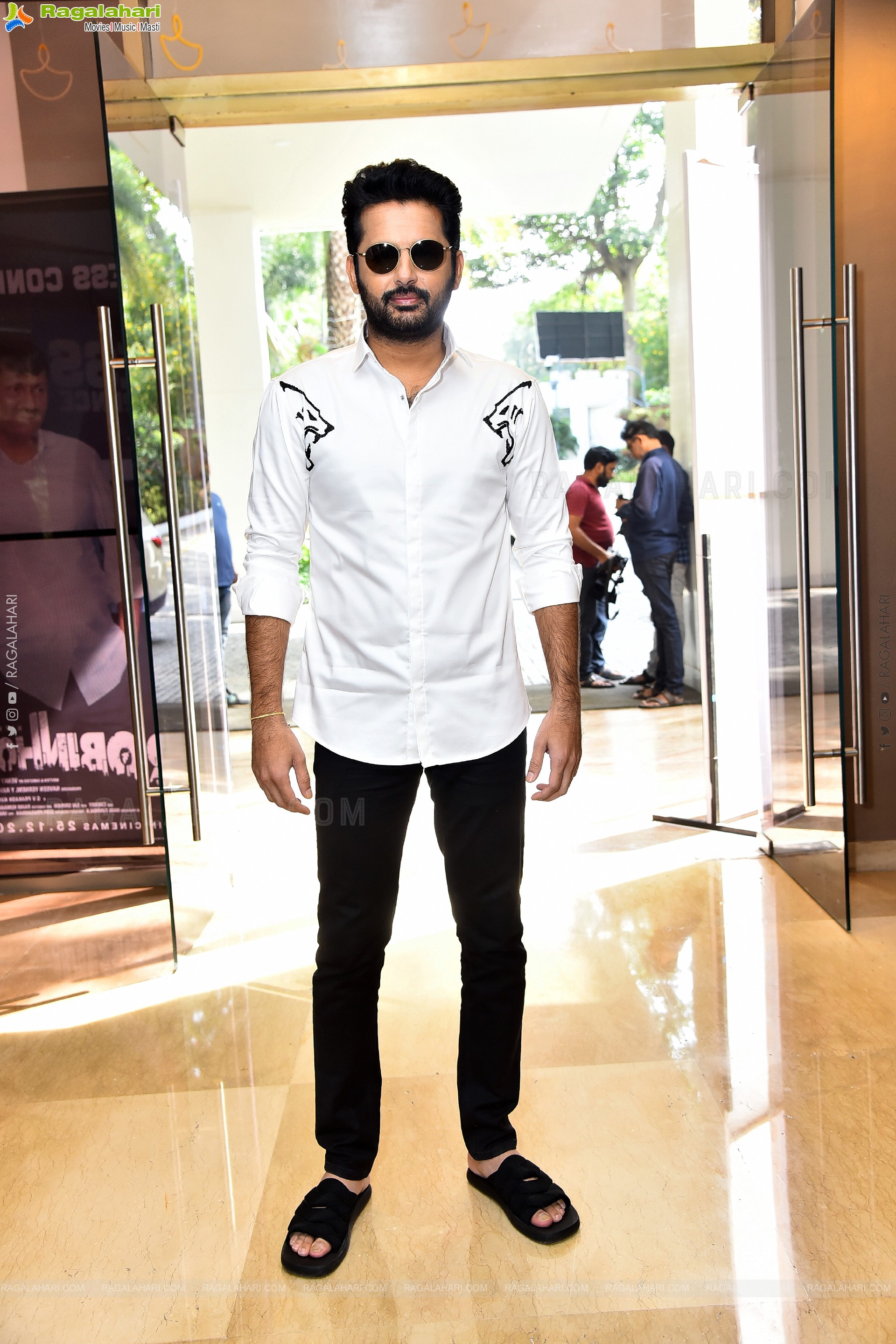 Nithiin at Robinhood Movie Press Meet, HD Gallery