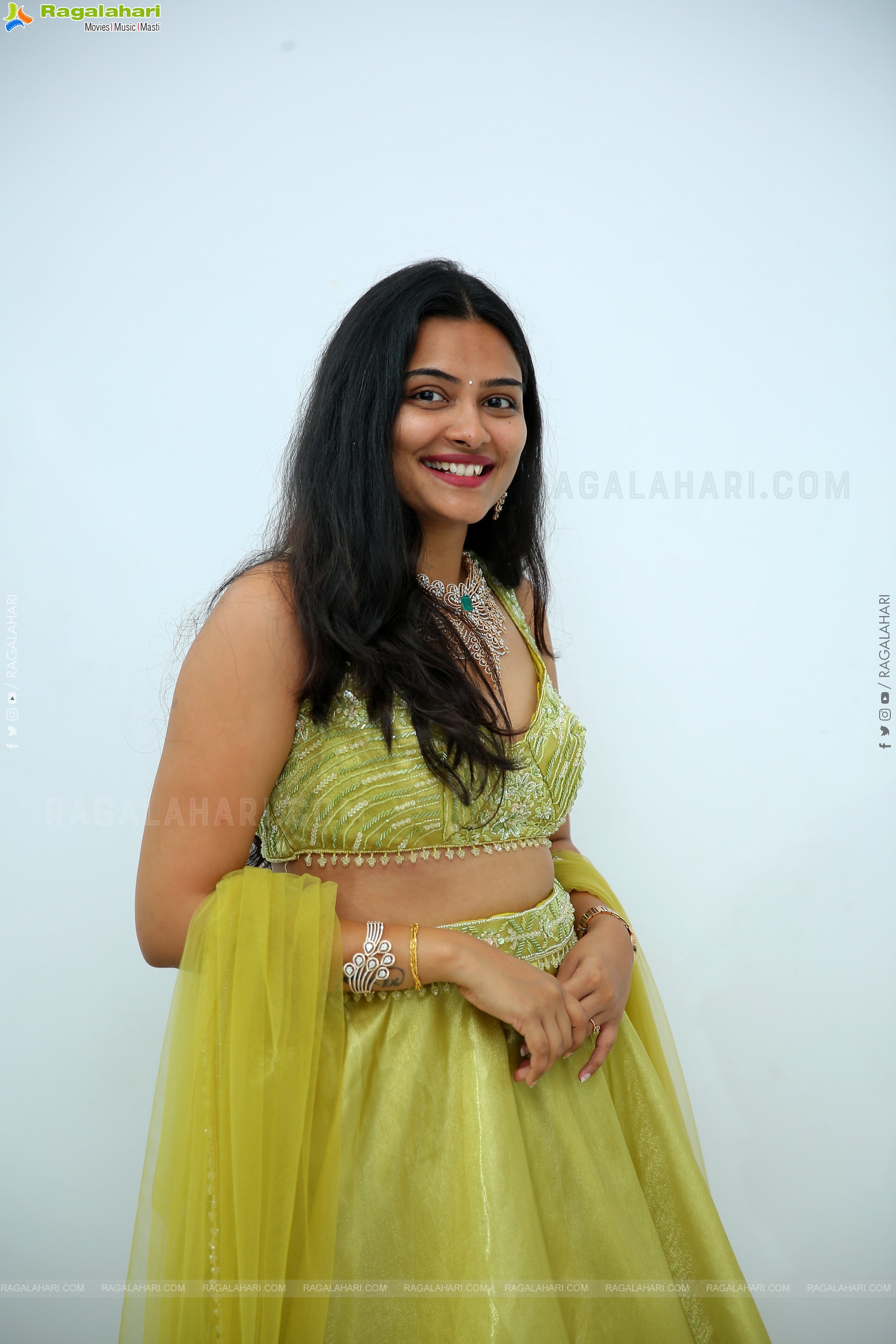 Priya Inturu Latest HD Stills, Photo Gallery