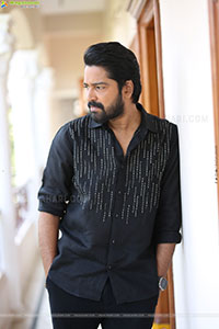 Allari Naresh at 12A Railway Colony Interview, HD Gallery 