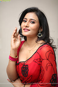 Anusri Aira Stills in Red Saree, HD Gallery