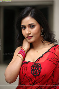 Anusri Aira Stills in Red Saree, HD Gallery
