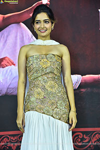 Ashika Ranganath at Gatha Vaibhava Prerelease 