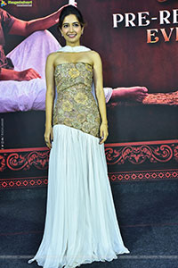 Ashika Ranganath at Gatha Vaibhava Prerelease 