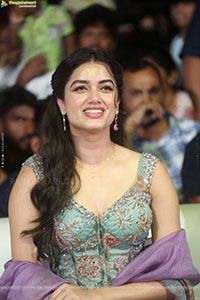 Bhagyashri Borse at Andhra King Taluka Trailer Launch