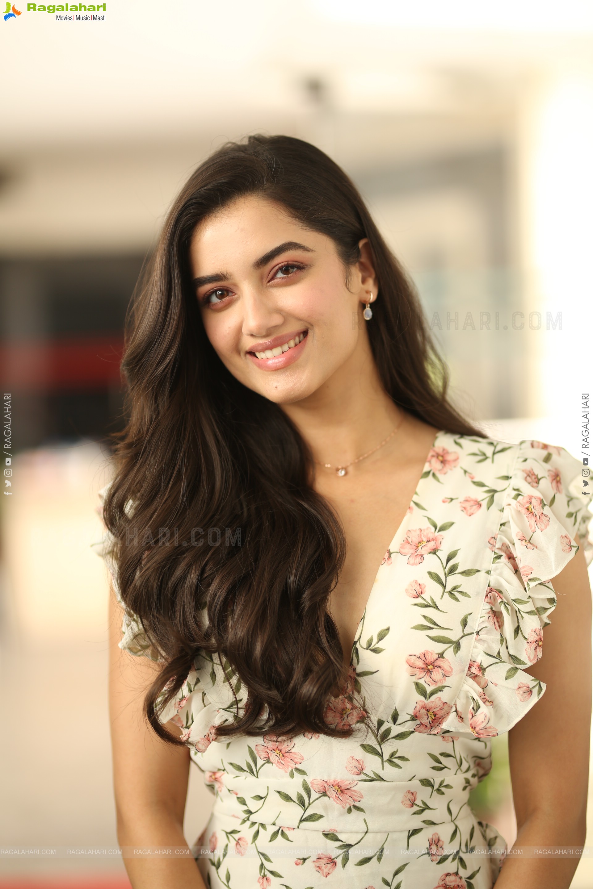 Bhagyashri Borse at Andhra King Taluka Interview, HD Gallery